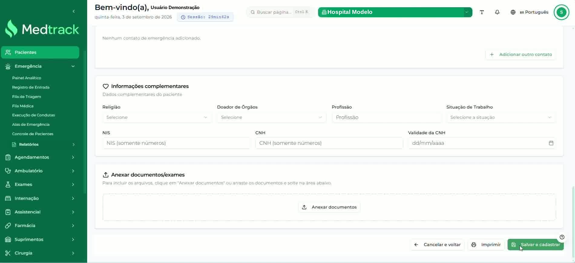 Seção de informações complementares, anexos e botões de finalização do cadastro